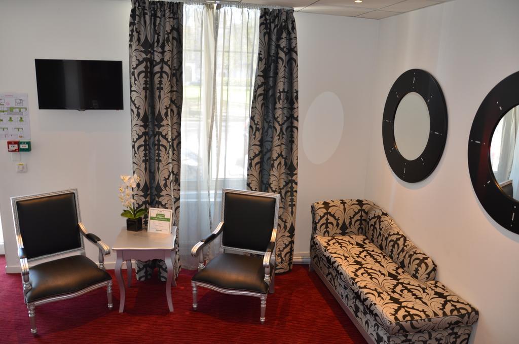 Logis Hotel Saint Martin Orleans Ngoại thất bức ảnh